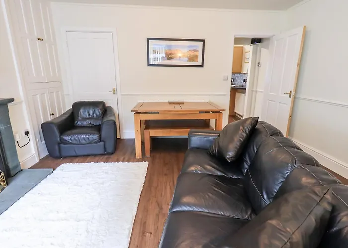 6 Calgarth View